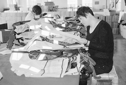 Le attrezzature salvavita Ningbo Zhenhua vengono esportate all'estero